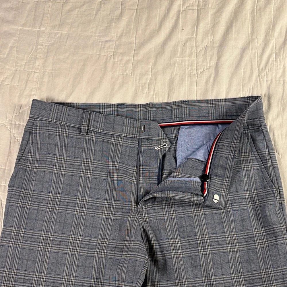 Tommy Hilfiger Men's 33x30 Blue Plaid TH Flex‎ Modern Fit Stretch Dress Pants
